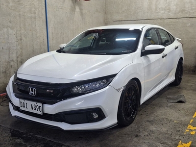 White Honda Civic 2018 for sale in Caloocan
