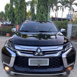 Black Mitsubishi Montero Sport 2019 for sale in Cebu