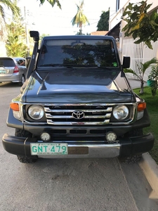 Black Toyota Land Cruiser 2000 for sale in Angeles