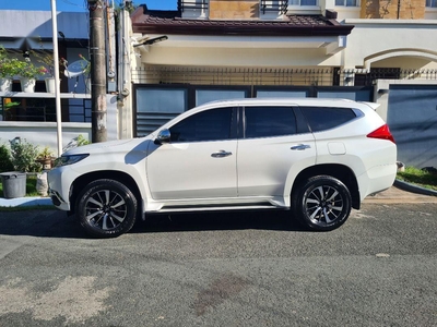 Pearl White Mitsubishi Montero sport 2017 for sale in Makati