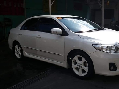 Pearl White Toyota Corolla altis 2013 for sale in General Emilio Aguinaldo
