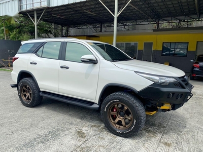 Pearl White Toyota Fortuner 2017 for sale in Pasig