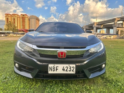 Sell Green 2018 Honda Civic in Manila
