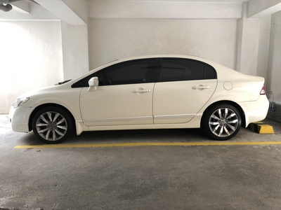 Sell Pearl White 2009 Honda Civic in Quezon City