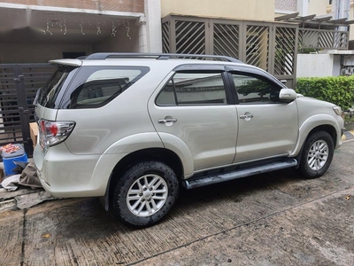 Sell Silver 2014 Toyota Fortuner in Parañaque