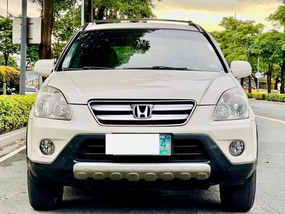 Sell White 2006 Honda Cr-V in Makati
