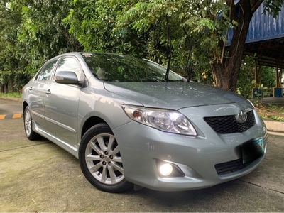 Sell White 2009 Toyota Corolla altis in Quezon City