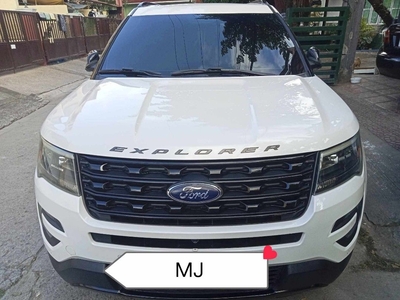 Sell White 2016 Ford Explorer in Lupao