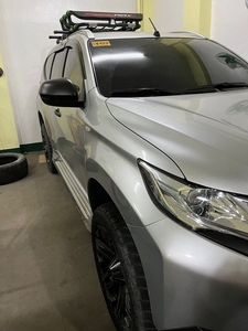 Sell White 2019 Mitsubishi Montero in Marikina