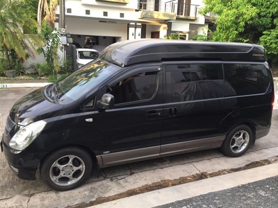Selling Black Hyundai Starex 2009 in Manila