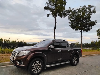 Selling Brown Nissan Navara 2019 in Parañaque