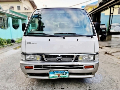 Selling Pearl White Nissan Urvan Escapade 2012 in Bacoor