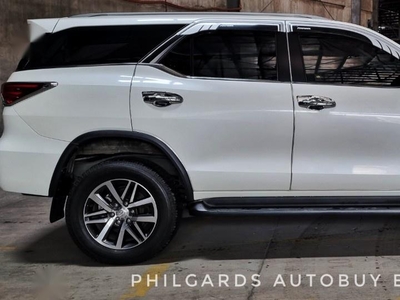 Selling Pearl White Toyota Fortuner 2019 in Las Piñas