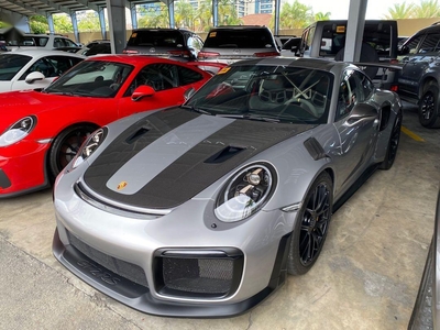 Selling Porsche 911 2019