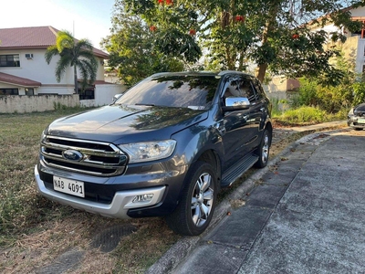 Selling Purple Ford Everest 2017 in Parañaque