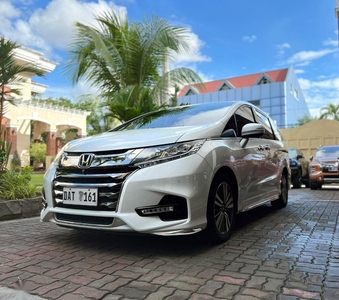 Selling Purple Honda Odyssey 2020 in Manila
