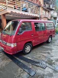 Selling Red Nissan Urvan 2006 in Manila