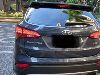 Selling Silver Hyundai Santa Fe 2018 in Manila