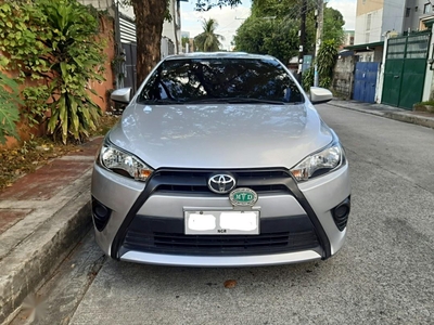 Selling Silver Toyota Yaris 2015 in Manila