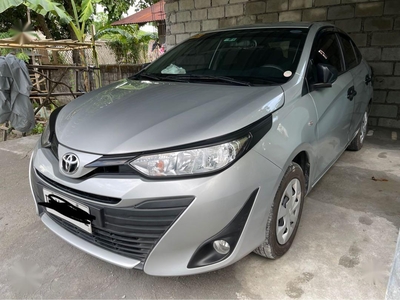 Selling Toyota Vios 2019