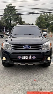 Selling White Ford Everest 2013 in Manila