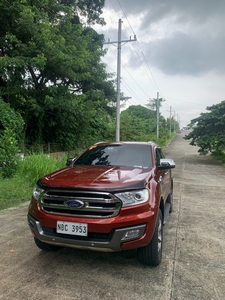 Selling White Ford Everest 2017 in Muntinlupa