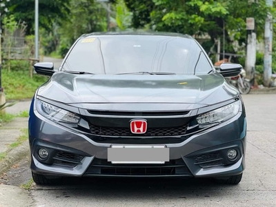 Selling White Honda Civic 2019 in Manila