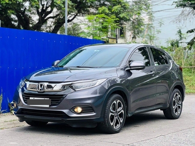 Selling White Honda Hr-V 2019 in Manila