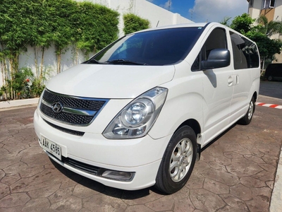 Selling White Hyundai Grand starex 2014 in Quezon City