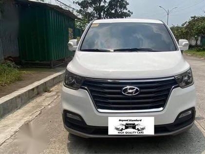 Selling White Hyundai Starex 2020 in Quezon City