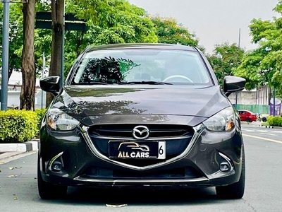 Selling White Mazda 2 2018 in Makati
