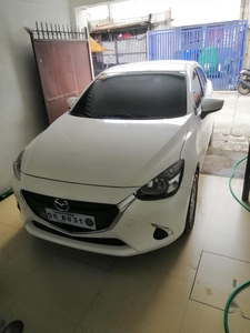 Selling White Mazda 2 2018 in Manila