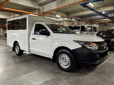 Selling White Mitsubishi L200 strada 2019 in Manila