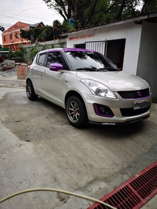 Selling White Suzuki Swift 2017 in Pasig