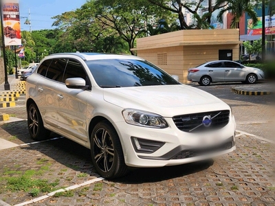 Selling White Volvo XC60 2017 in Manila