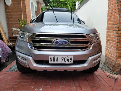 Silver Ford Everest 2016 for sale in Cainta