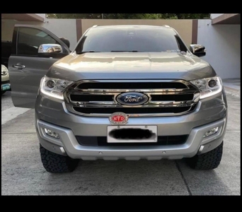 Silver Ford Everest 2018 for sale in Quezon City