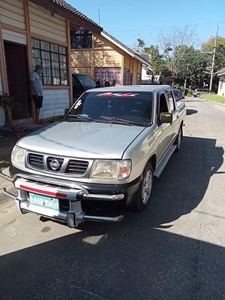 Silver Nissan Frontier 2005 for sale in Quezon
