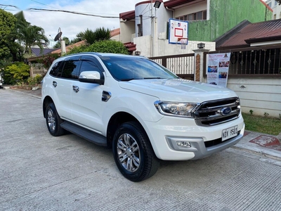 White Ford Everest 2016 for sale in Quezon City