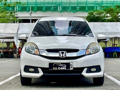 White Honda Mobilio 2016 for sale in Automatic