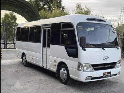 White Hyundai County 2019 for sale in Quezon