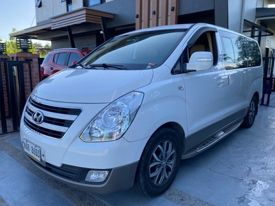 White Hyundai H1 2017 for sale in Automatic