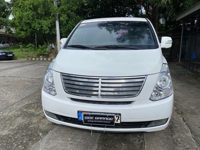 White Hyundai Starex 2012 for sale in Quezon City