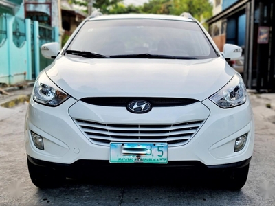 White Hyundai Tucson 2011 for sale in Bacoor