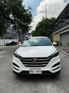 White Hyundai Tucson 2019 for sale in Automatic