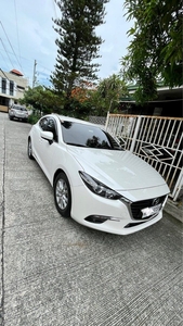White Mazda 5 2023 for sale in