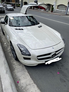 White Mercedes-Benz SLS 2011 for sale in Makati