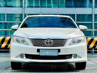 White Toyota Camry 2013 for sale in Automatic