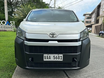 White Toyota Hiace 2019 for sale in Manual