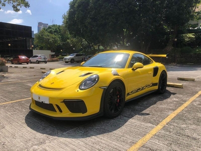 Yellow Porsche 911 2019 for sale in San Juan
